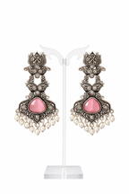 OXIDIZED EARRING WITH PINK STONE