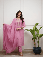 WOMEN'S PINK EMBROIDERED KURTA SET