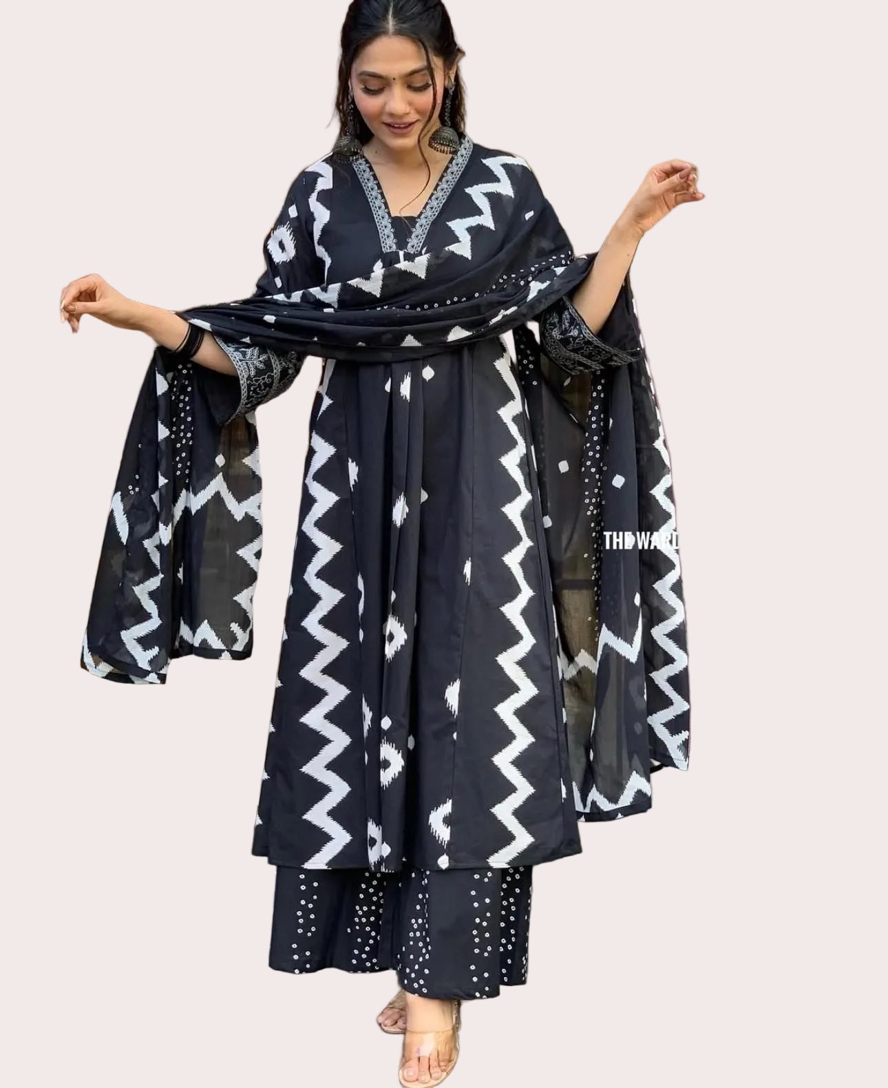 BLACK & WHITE PRINTED A-LINE KURTA SET